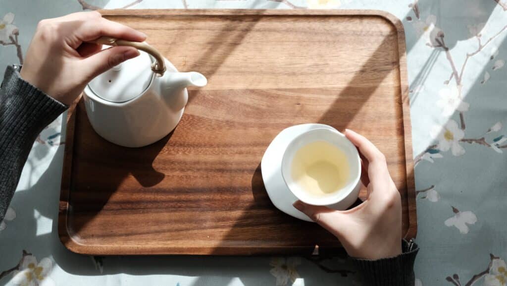 What Does White Tea Taste Like