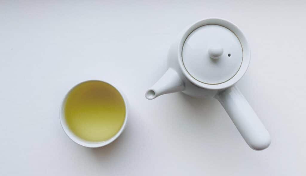 What Does White Tea Taste Like